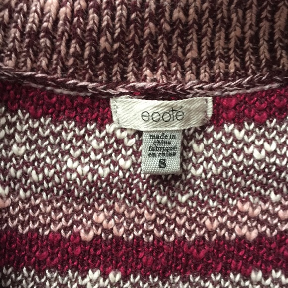 Ecoté Sweater/Cardigan - Picture 4 of 7